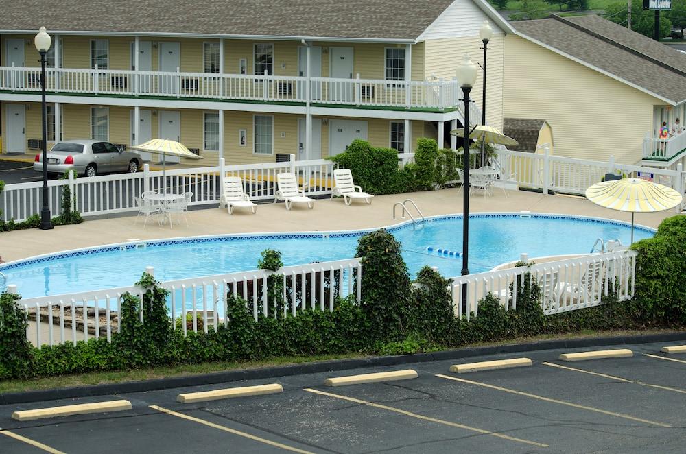 Honeysuckle Inn & Conference Center Branson Exterior photo
